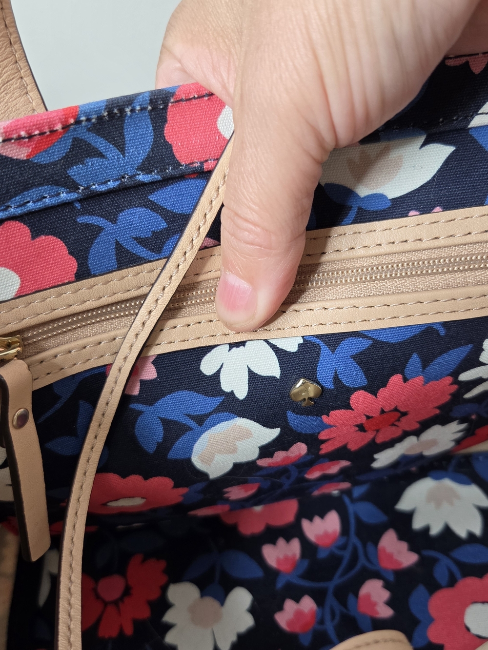 Kate Spade 25th Anniversary Sam Washington Square Small Floral Fabric Tote - Picture 11 of 13